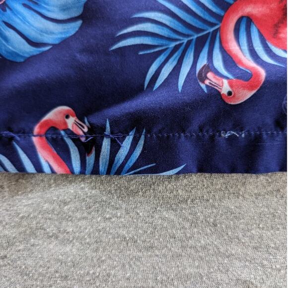 Vintage Uzzi Amphibious Gear Hawaiian Shirt Mens Extra Large Pink Flamingos READ - Picture 10 of 12